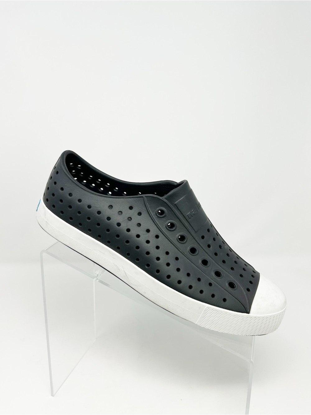 Native Shoes Jefferson Slip-On Sneakers Unisex Black/White Perforated Size 9